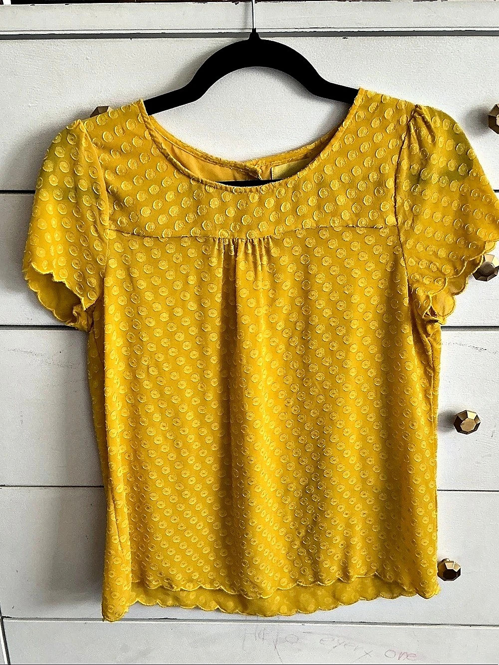Maeve Yellow Short Sleeve Blouse Like New